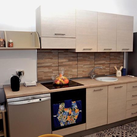 ברינדיזי Conte Cavour Apartment מראה חיצוני תמונה
