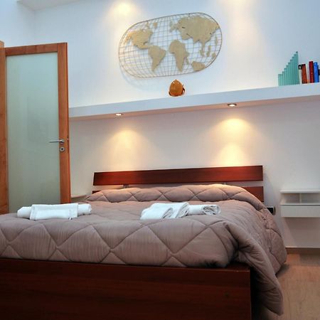 ברינדיזי Conte Cavour Apartment מראה חיצוני תמונה